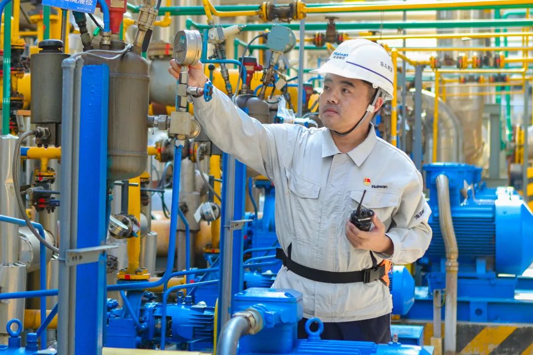 海灣化學-二等獎-楊利兵 張翔鈞攝.jpg 圖片